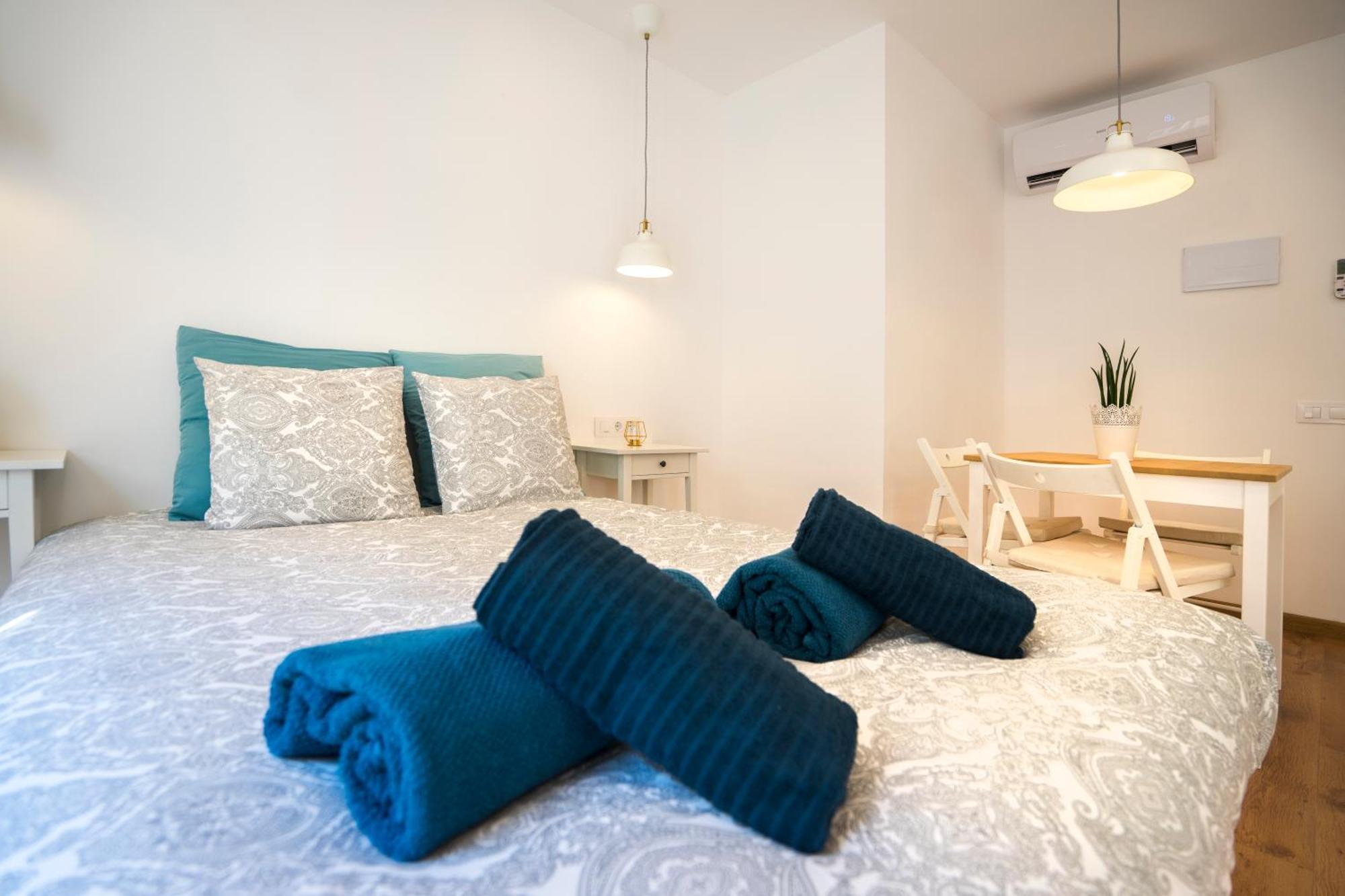 Hotelito Boutique Cinca L'Hospitalet de Llobregat Rum bild